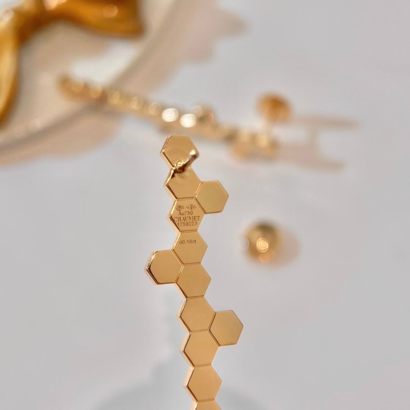 CHAUMET